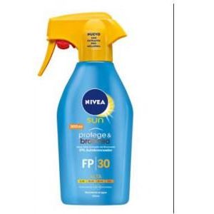 Nivea Protect & Bronze Sun Spray SPF30 300ml